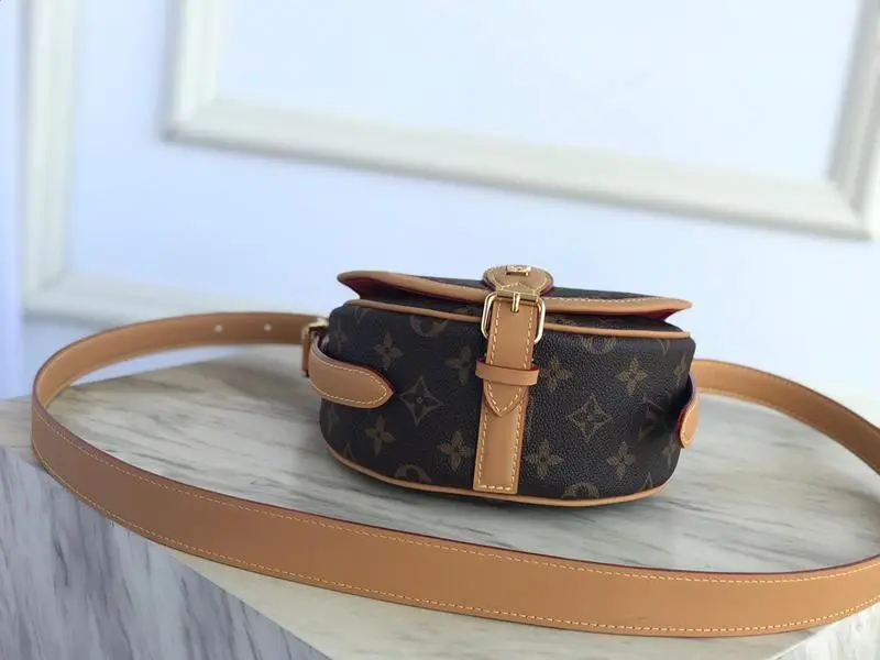 2020 monogram canvas tambourin m44860 6
