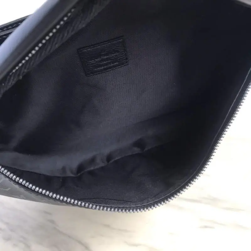 2020 monogram eclipse discovery bumbag m44336 2