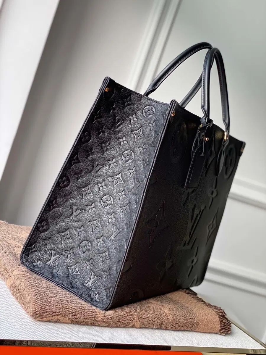 2020 monogram empreinte giant onthego gm black m44925 4 2020 monogram empreinte giant onthego gm black m44925 4