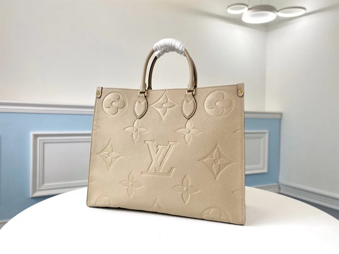 2020 monogram empreinte giant onthego gm khaki m44576 khaki 1 2020 monogram empreinte giant onthego gm khaki m44576 khaki 1