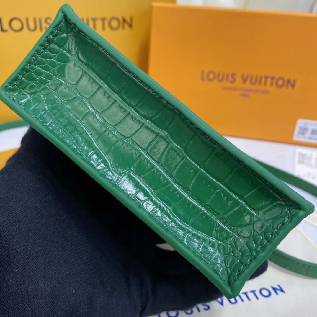 brilliant alligator leather petit sac plat bag green n99487 green 5