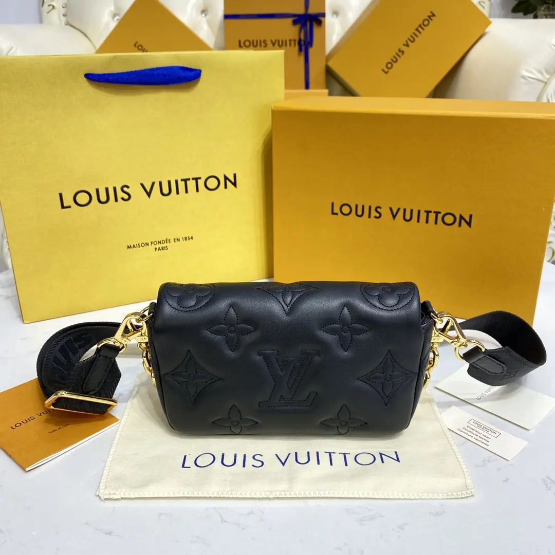 bubblegram wallet on strap wallet m81398 2