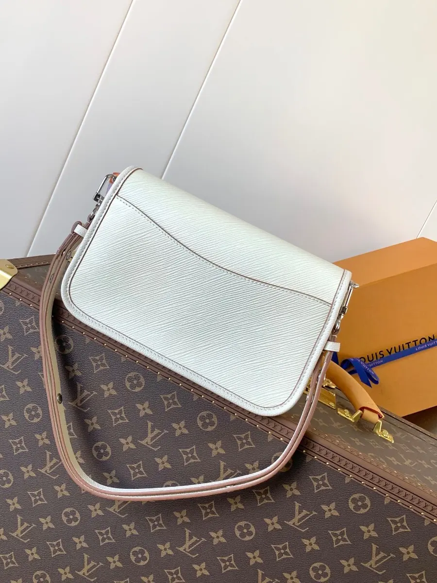 buci bag m59457 12
