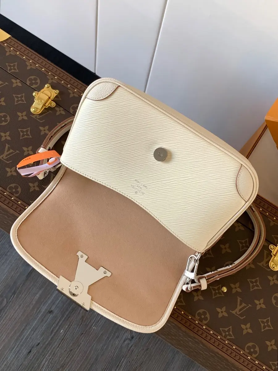 buci bag m59457 9