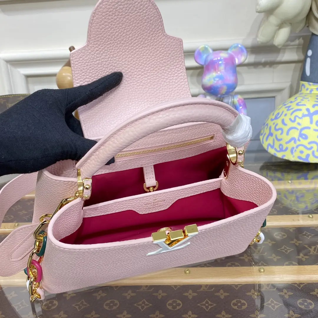 capucines bb handbag m21643 10