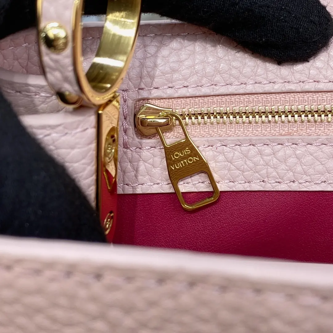 capucines bb handbag m21643 9