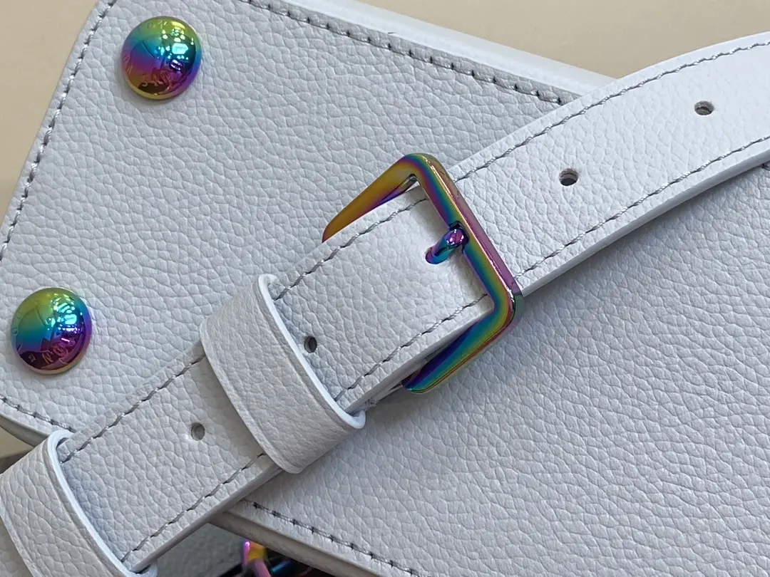 capucines east west mini handbag m11422 11