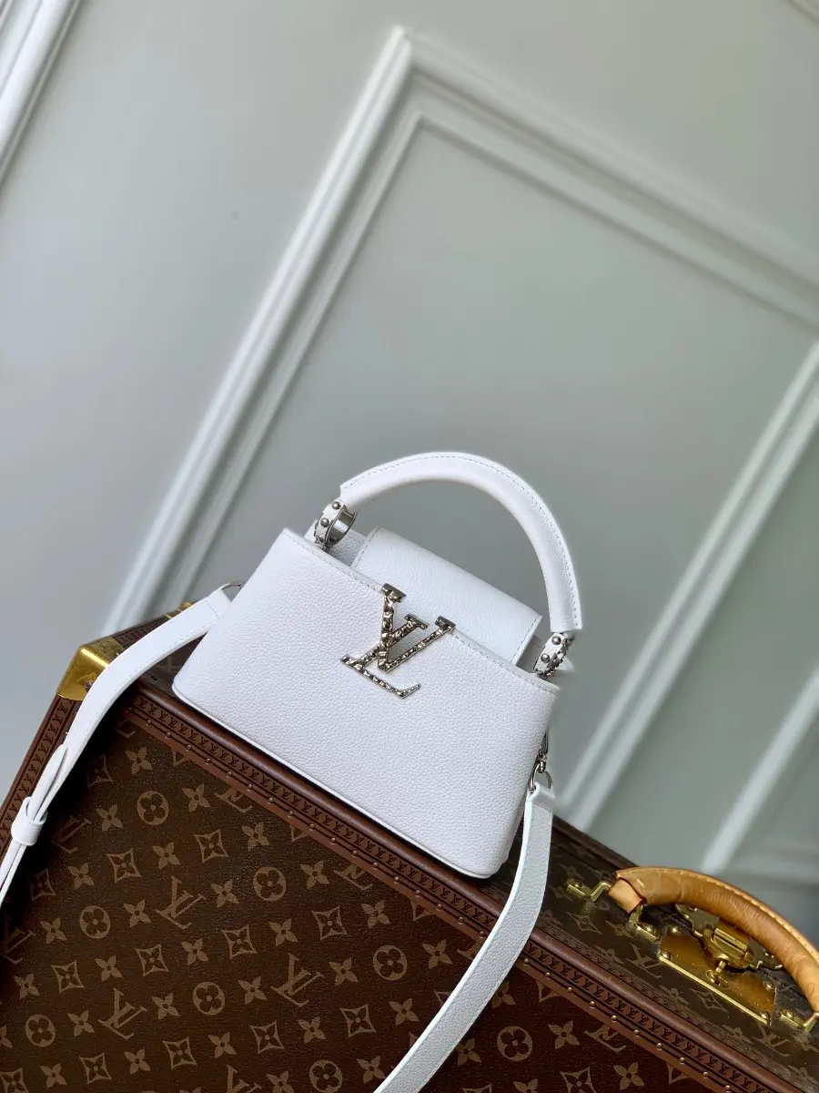 capucines east west mini handbag m24671 2 capucines east west mini handbag m24671 2