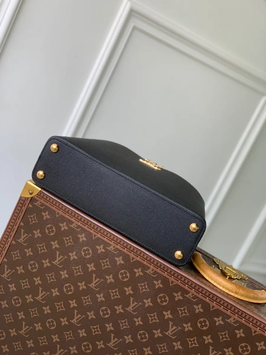 capucines east west mm handbag m24664 8