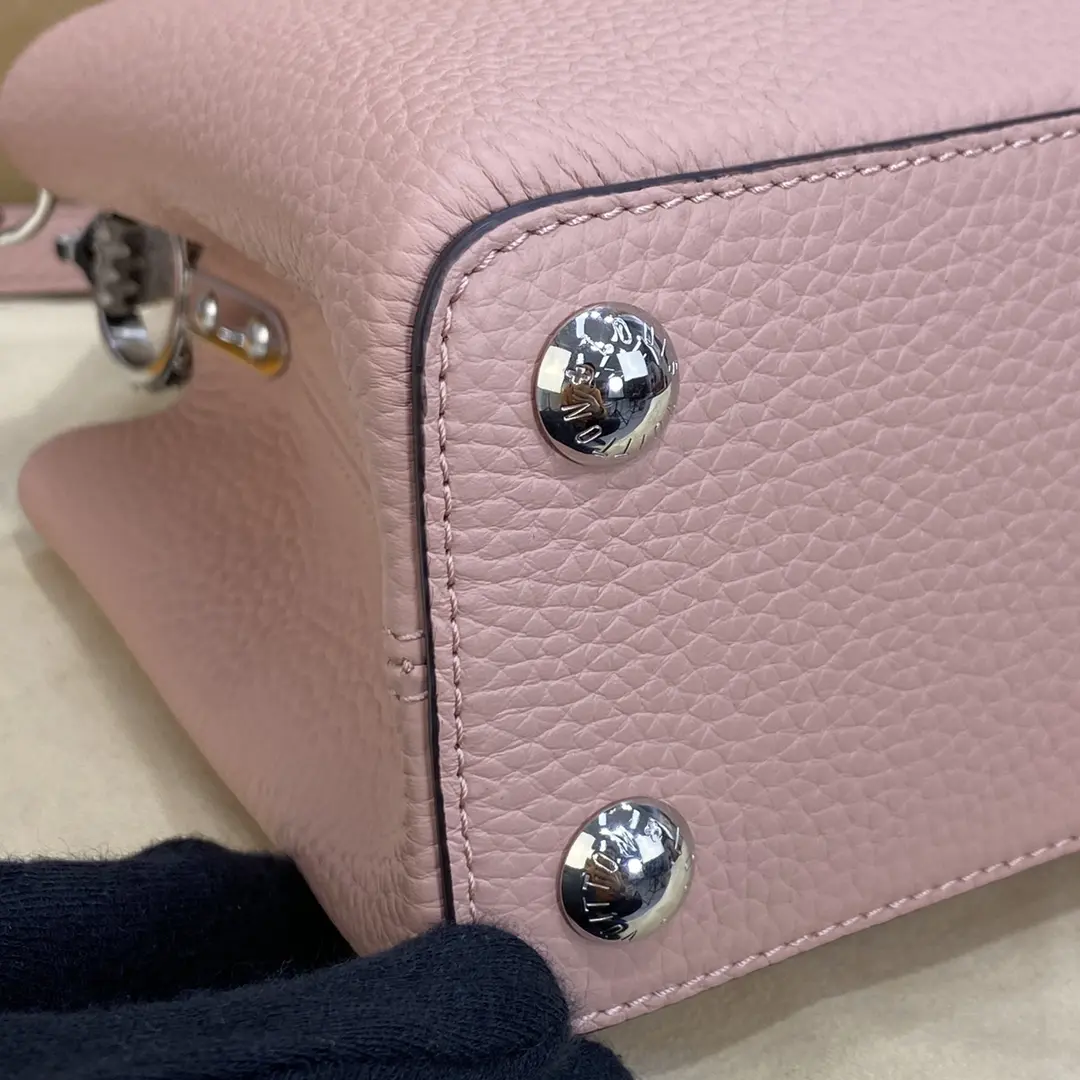 capucines mm handbag m92041 9 capucines mm handbag m92041 9