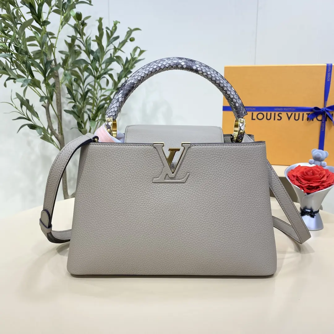 capucines mm handbag m92800 1 1
