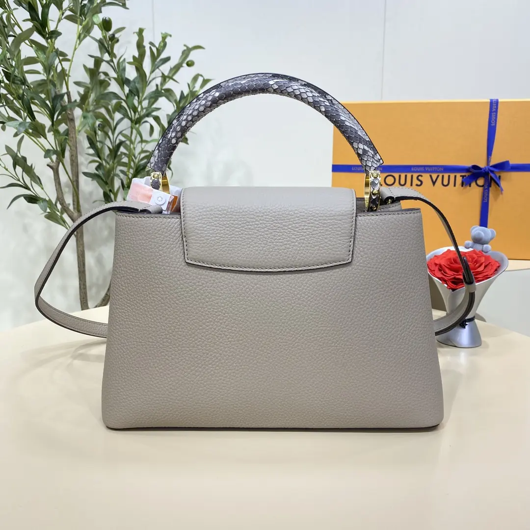 capucines mm handbag m92800 1 3 capucines mm handbag m92800 1 3