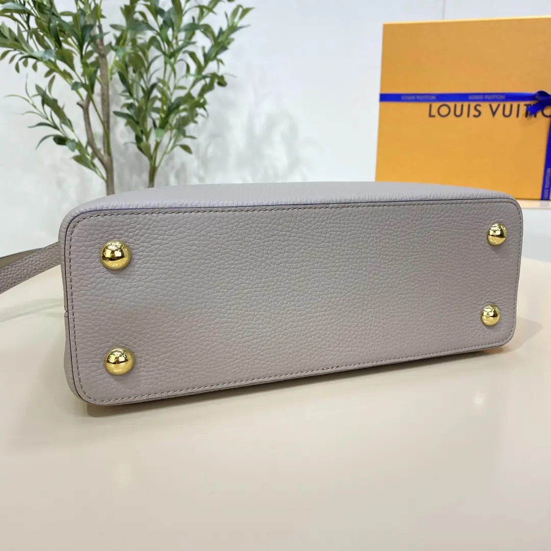capucines mm handbag m92800 1 5 capucines mm handbag m92800 1 5
