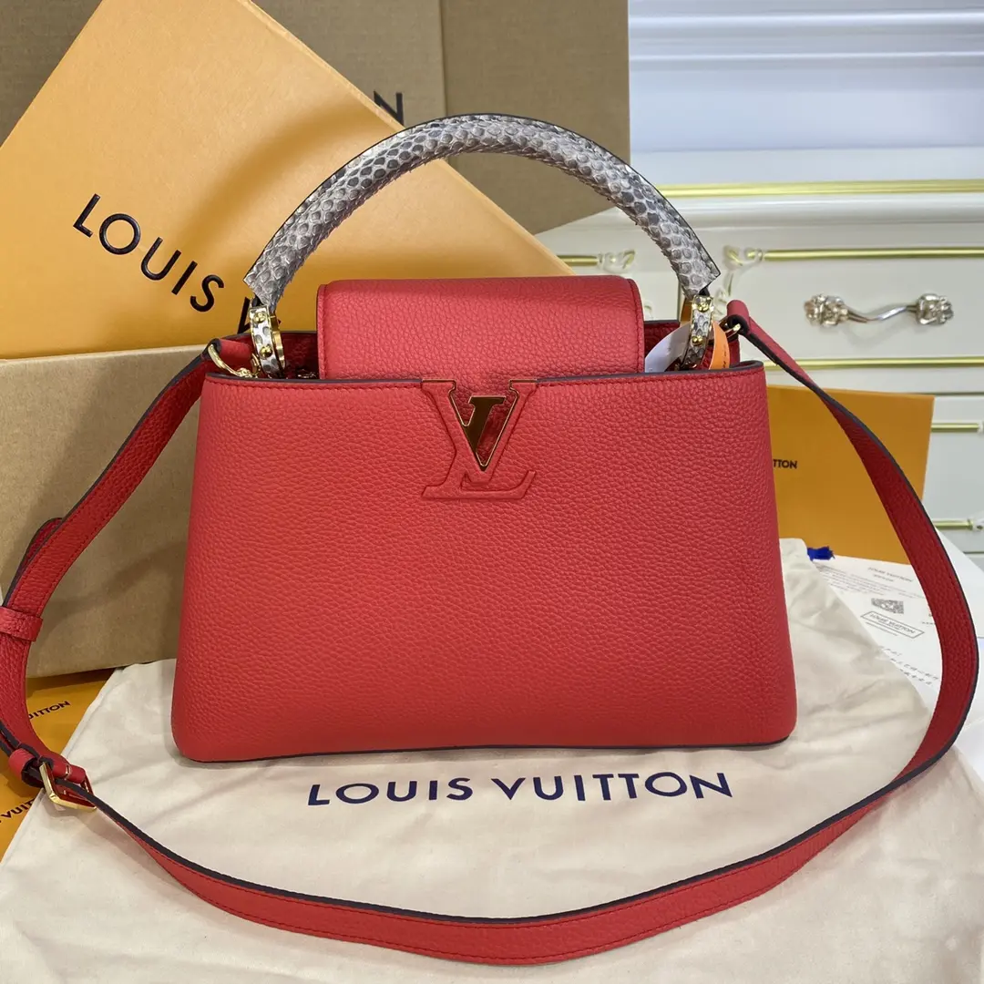 capucines mm handbag m92800 1