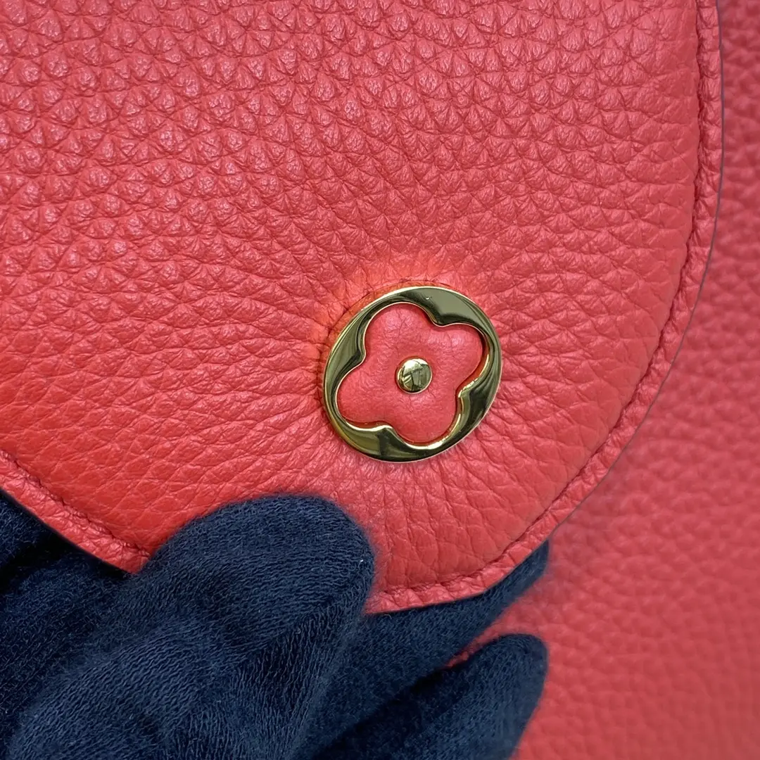 capucines mm handbag m92800 3 capucines mm handbag m92800 3