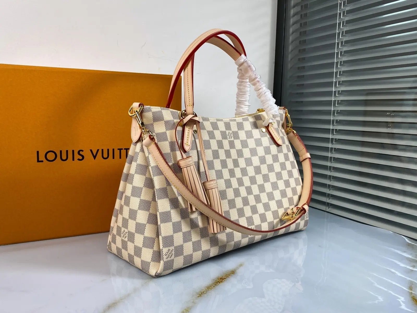 damier azur lymington zipped tote n40022 5