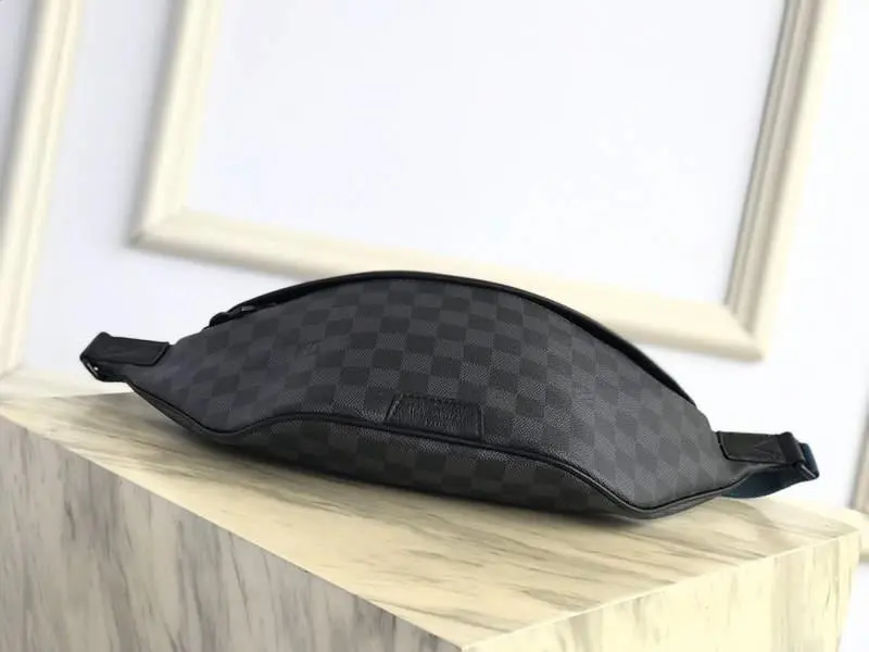 damier graphite discovery bumbag n40187 9