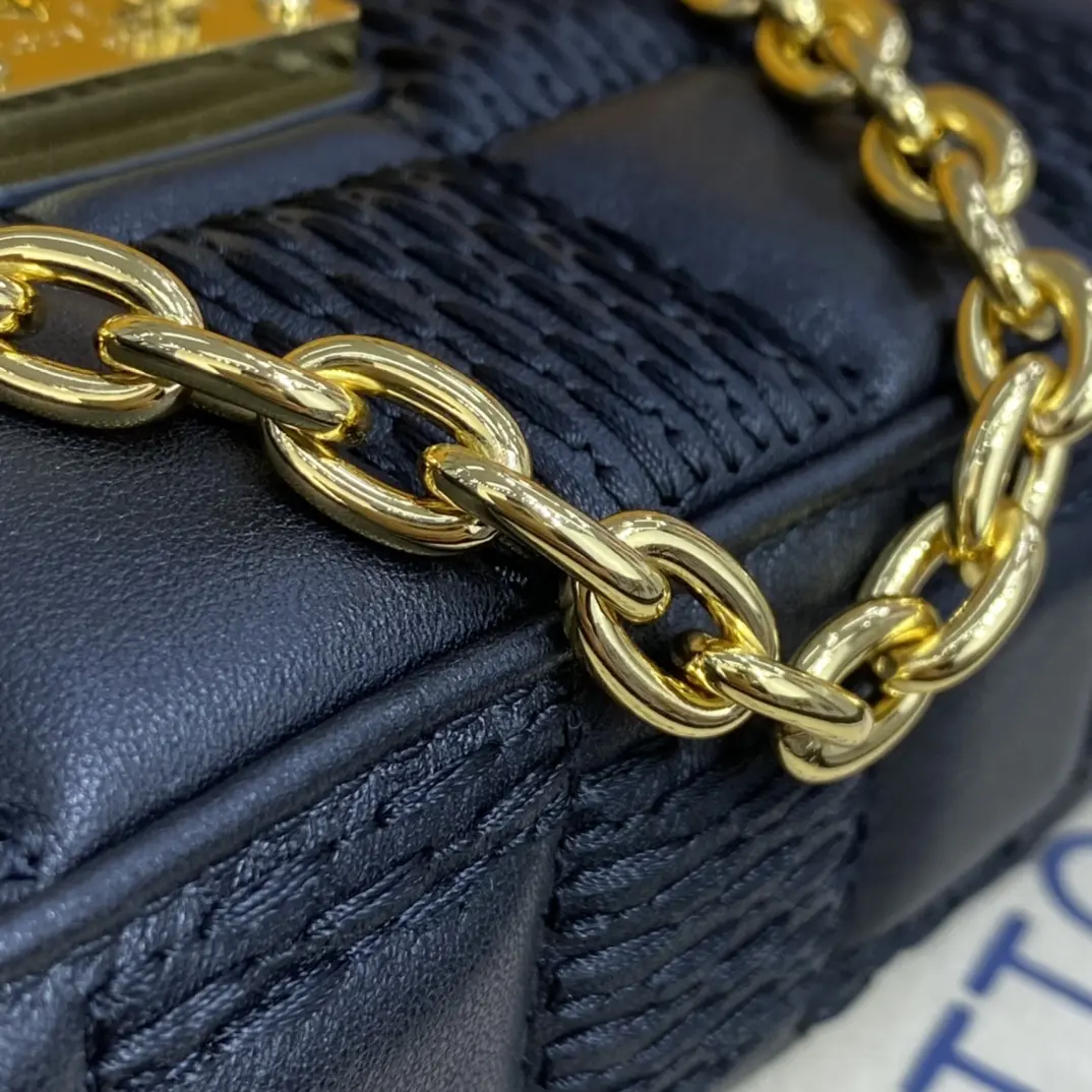 damier quilt pochette troca m59046 2 damier quilt pochette troca m59046 2