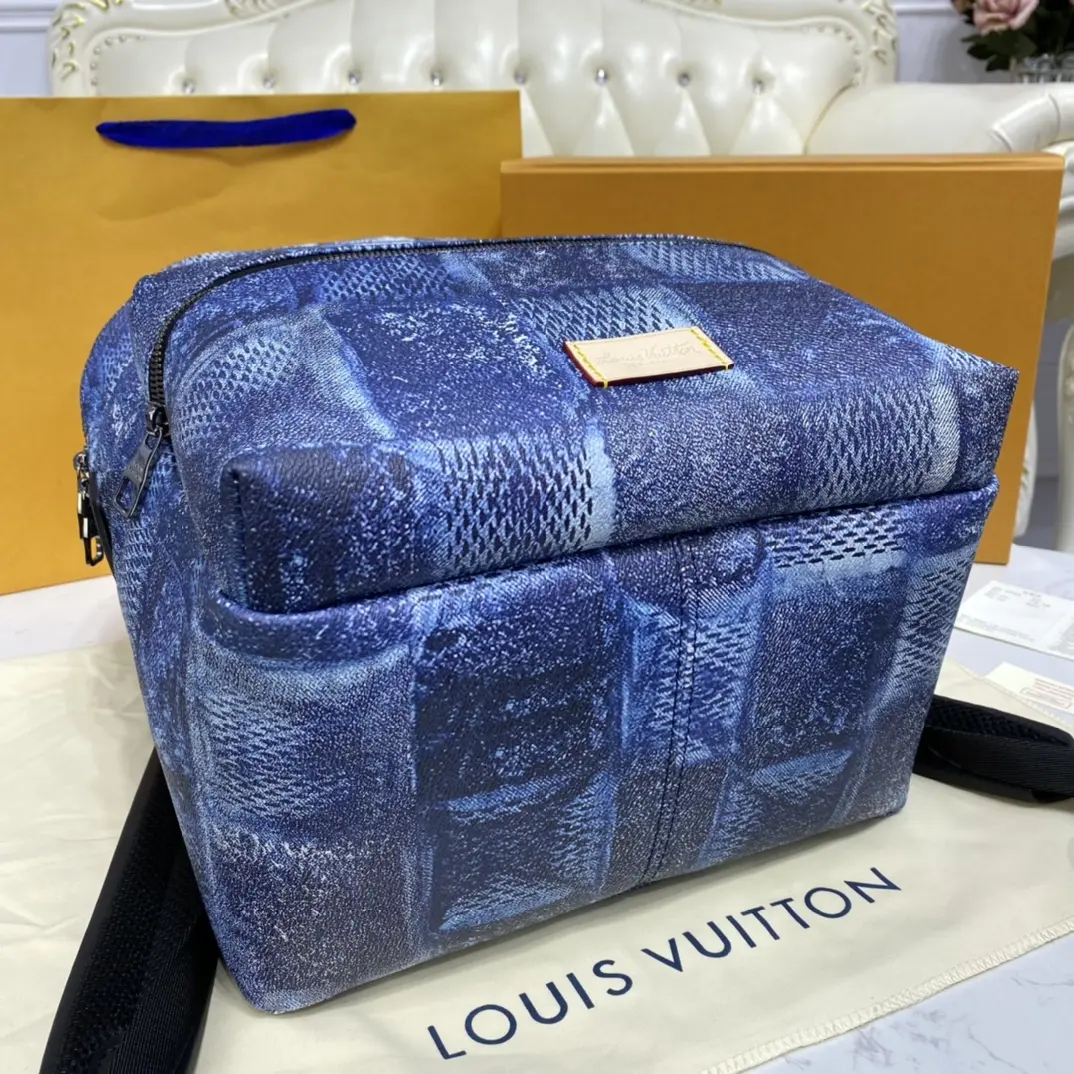 damier salt canvas discovery backpack ocean blue n50060 6