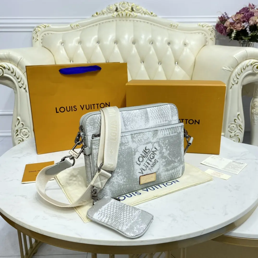 damier salt canvas trio messenger stone gray n50068 5 damier salt canvas trio messenger stone gray n50068 5