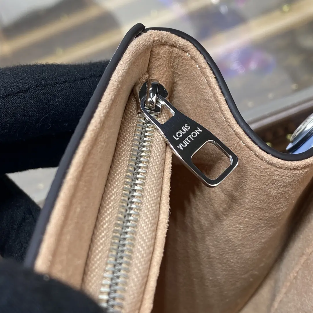 epi cluny mini handbag m22617 7
