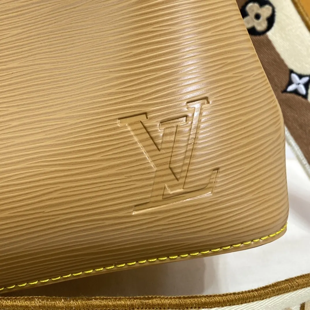 epi grained neonoe bb bucket bag honey gold m57706 2 epi grained neonoe bb bucket bag honey gold m57706 2