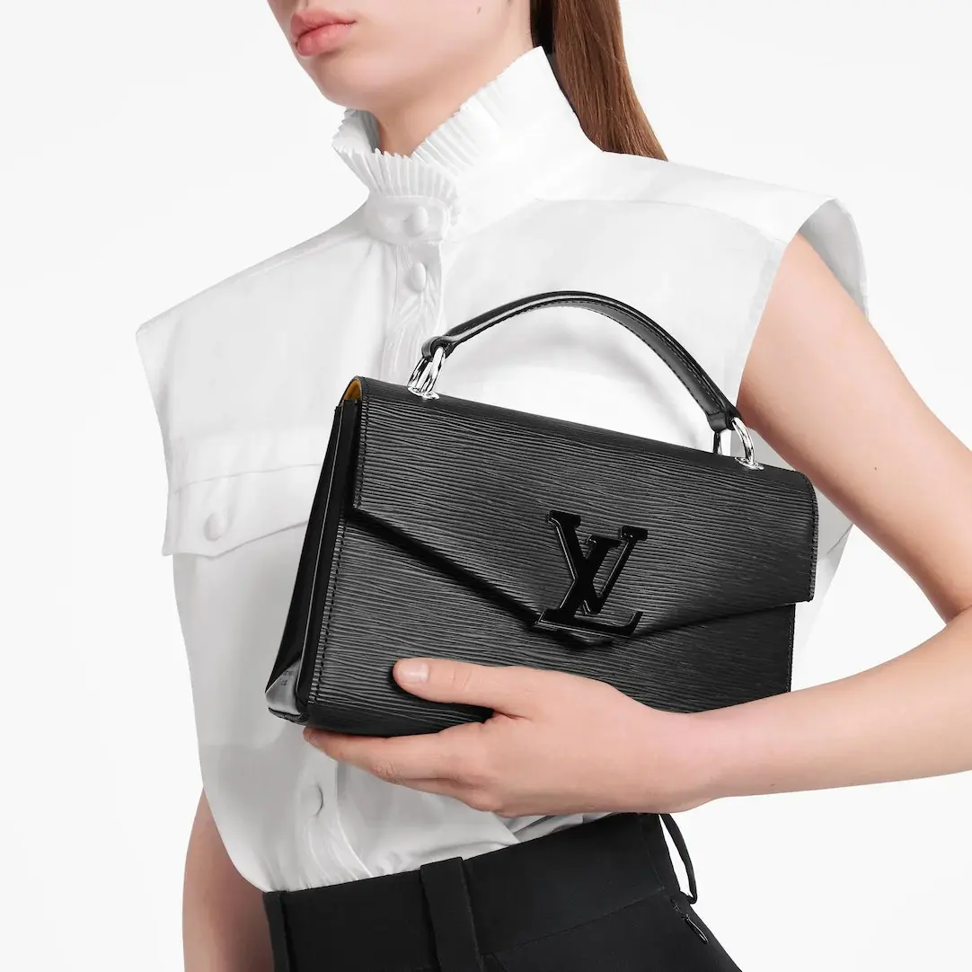 epi grained pochette grenelle m55977 3 epi grained pochette grenelle m55977 3