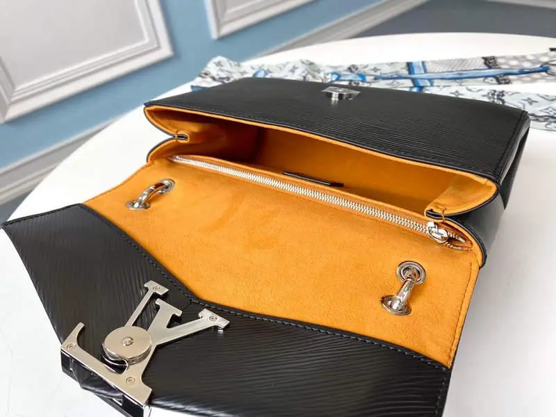 epi grained pochette grenelle m55977 8 epi grained pochette grenelle m55977 8