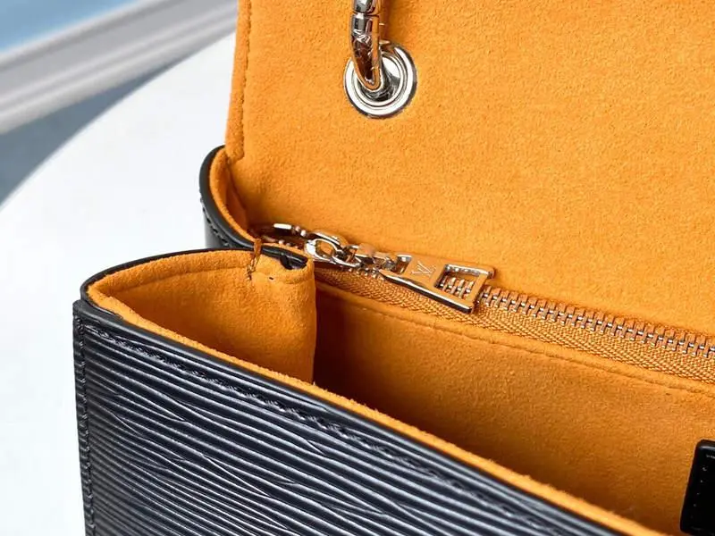 epi grained pochette grenelle m55977 9 epi grained pochette grenelle m55977 9