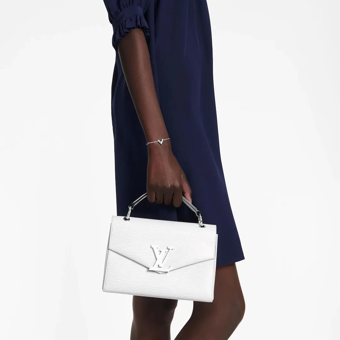 epi grained pochette grenelle m55978 4 epi grained pochette grenelle m55978 4