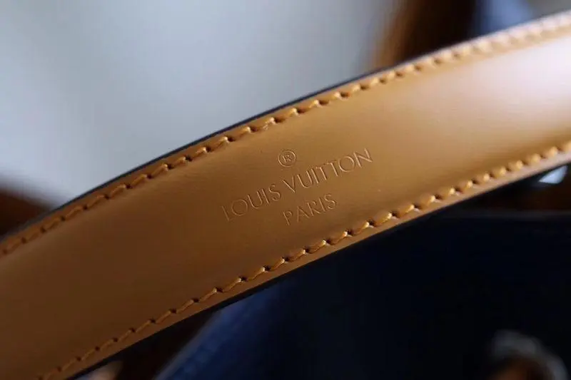 epi leather neonoe bb exclusive prelaunch indigo safran m53610 8 epi leather neonoe bb exclusive prelaunch indigo safran m53610 8
