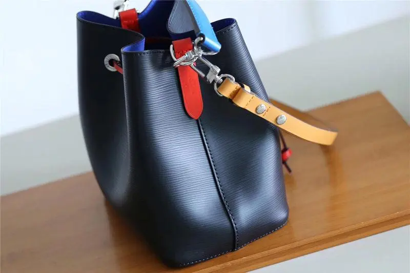 epi leather neonoe bb exclusive prelaunch noir safran hl m53611 5