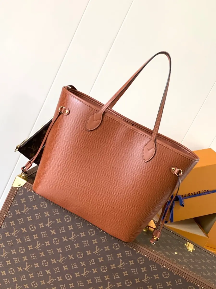 epi leather neverfull mm m12467 9 epi leather neverfull mm m12467 9
