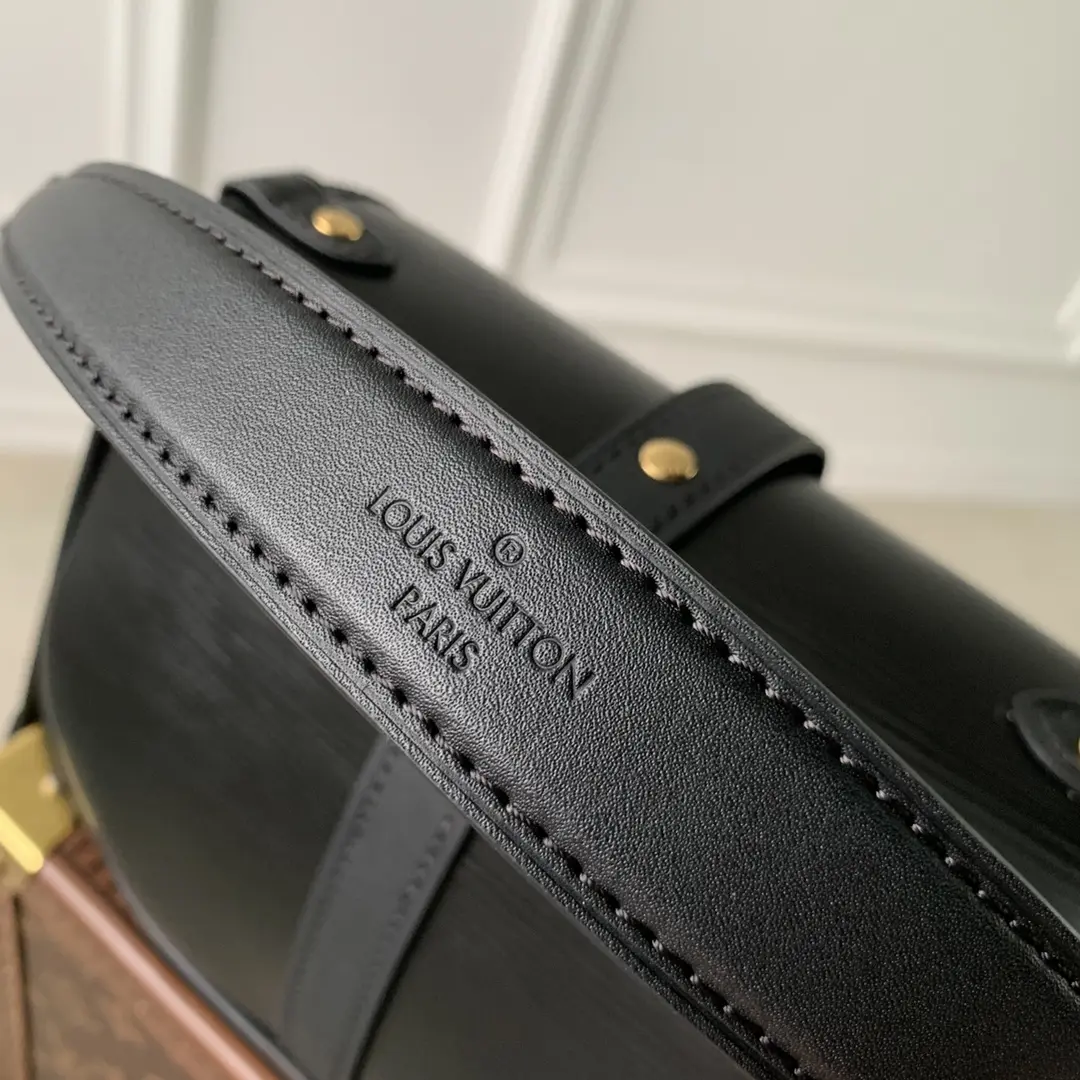 epi leather saumur bb black m23469 black 7 epi leather saumur bb black m23469 black 7