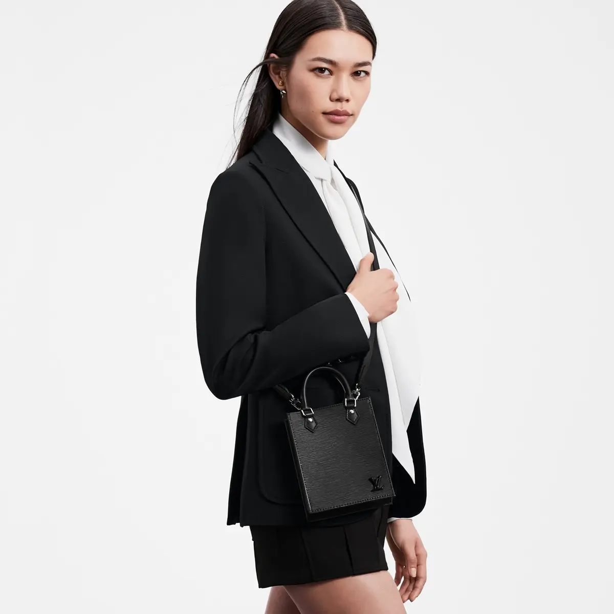 epi petit sac plat bag m69441 3