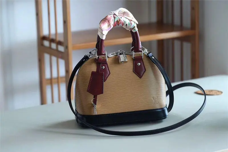 fall winter 2018 charming alma bb handbag m40301 3