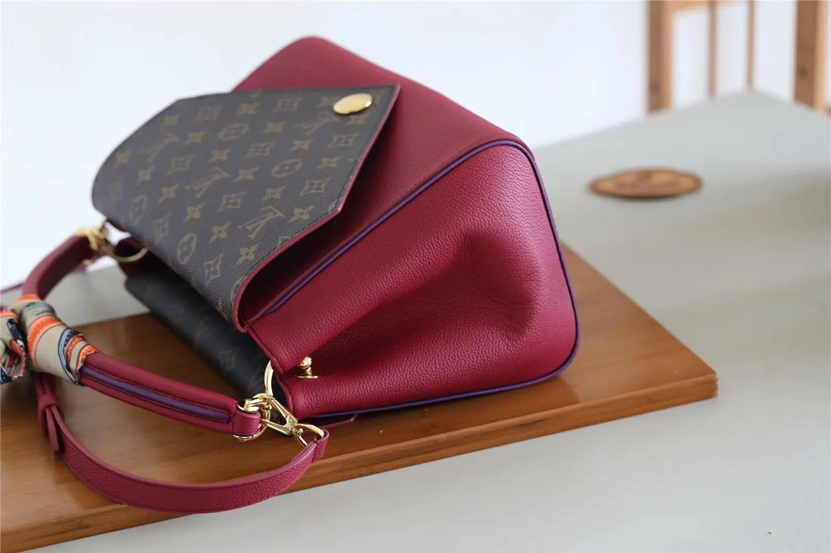 fall winter 2018 double v lie de vin m51766 5