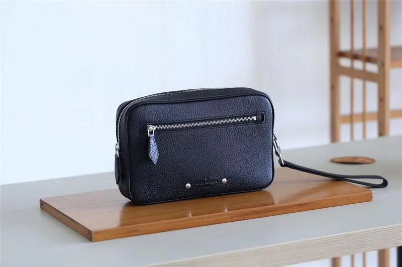 fall winter 2018 kasai clutch taurillon leather m51823 3 fall winter 2018 kasai clutch taurillon leather m51823 3