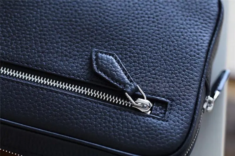 fall winter 2018 kasai clutch taurillon leather m51823 7 fall winter 2018 kasai clutch taurillon leather m51823 7