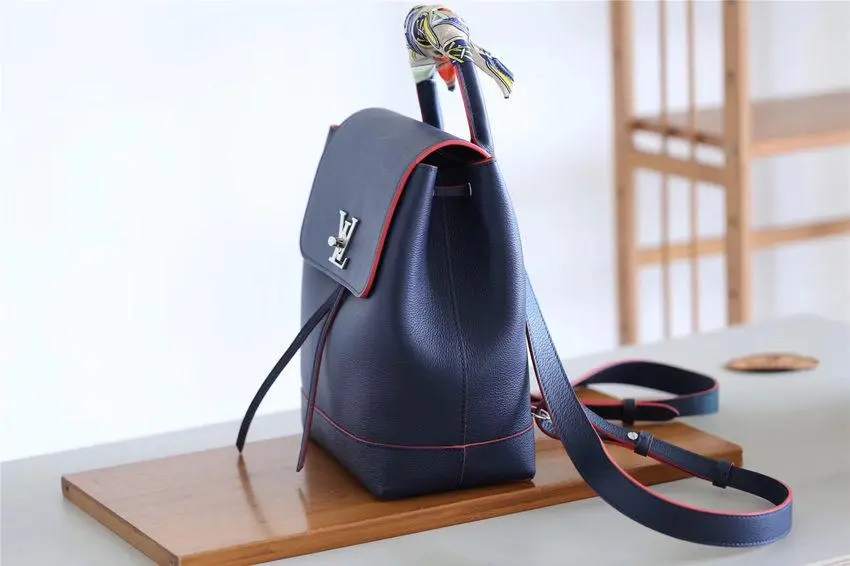 fall winter 2018 lockme backpack marine rouge m43879 5 fall winter 2018 lockme backpack marine rouge m43879 5