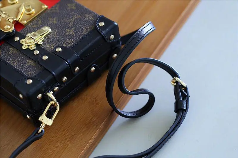 fall winter 2018 petite malle m43872 2