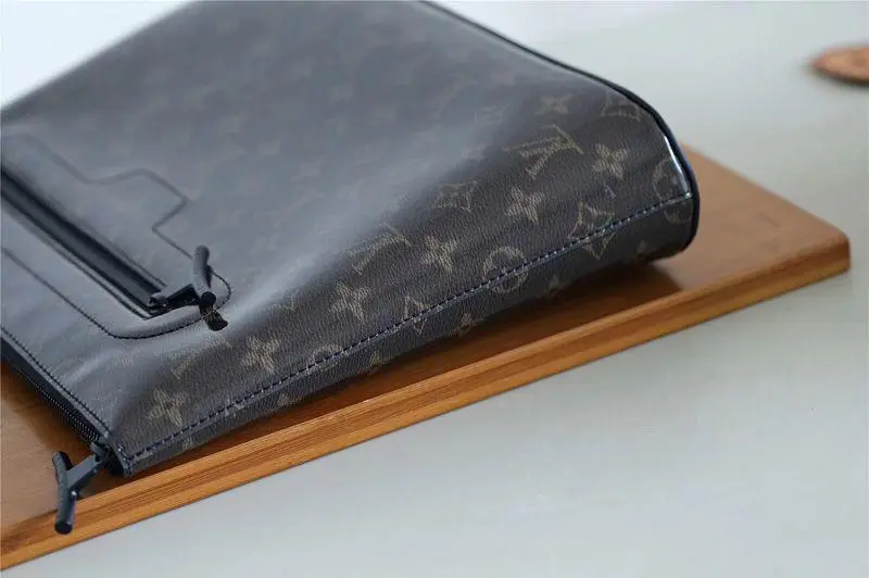 fall winter 2018 pochette cosmos monogram glaze m63271 5 fall winter 2018 pochette cosmos monogram glaze m63271 5