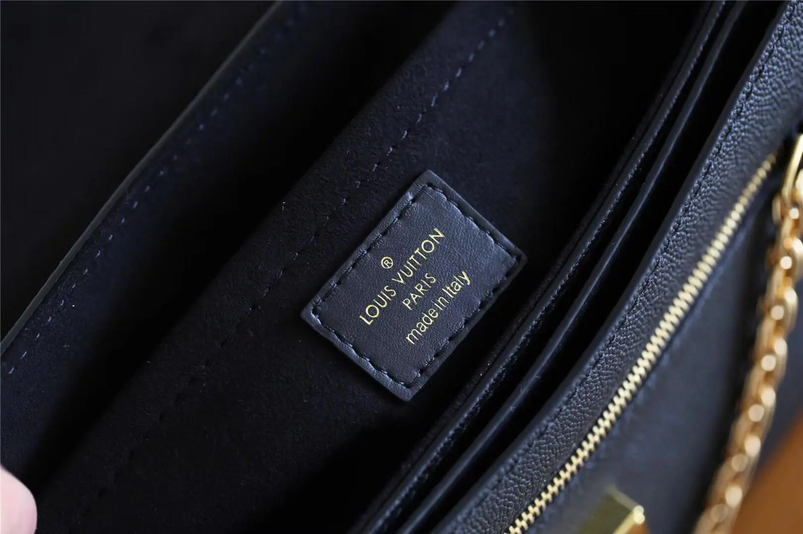 fall winter 2018 very messenger black m53382 2