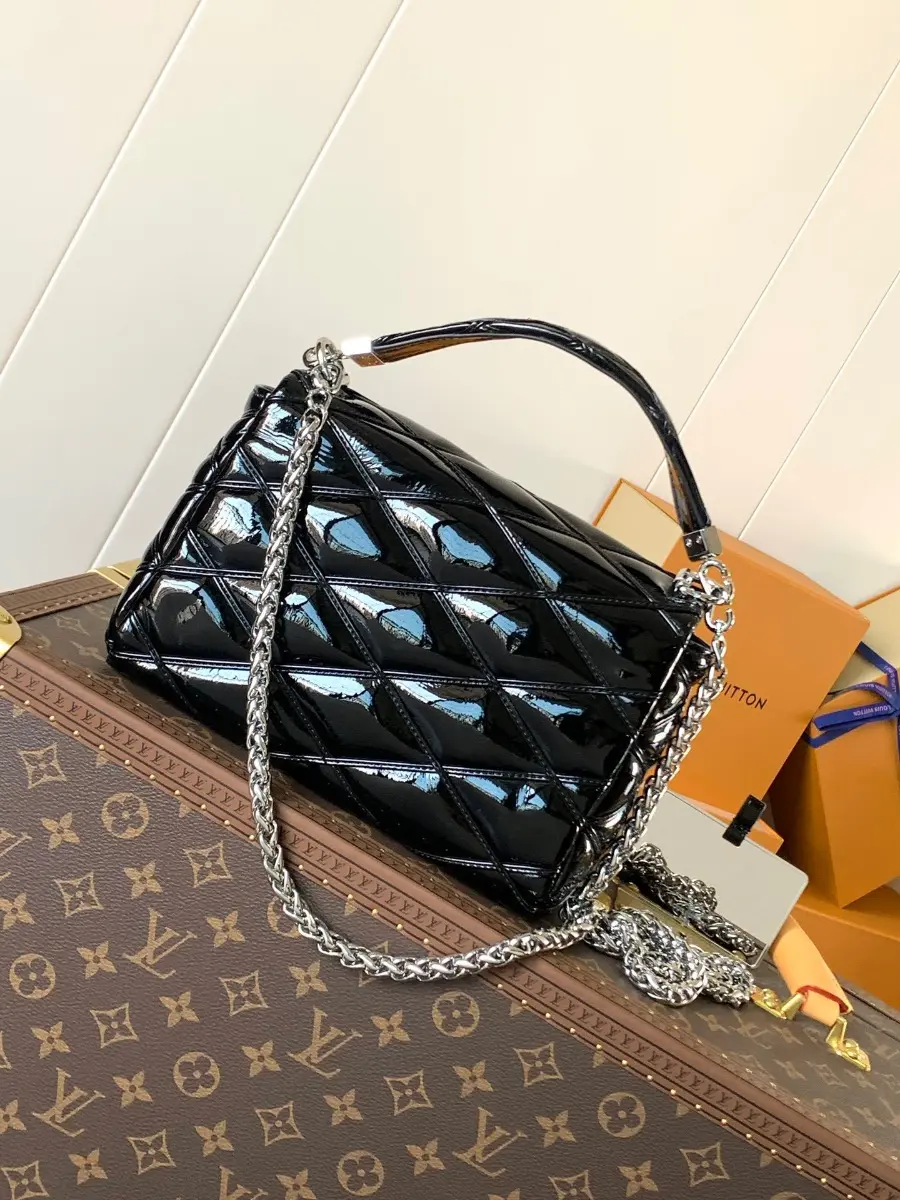 go 14 mm handbag m23682 5