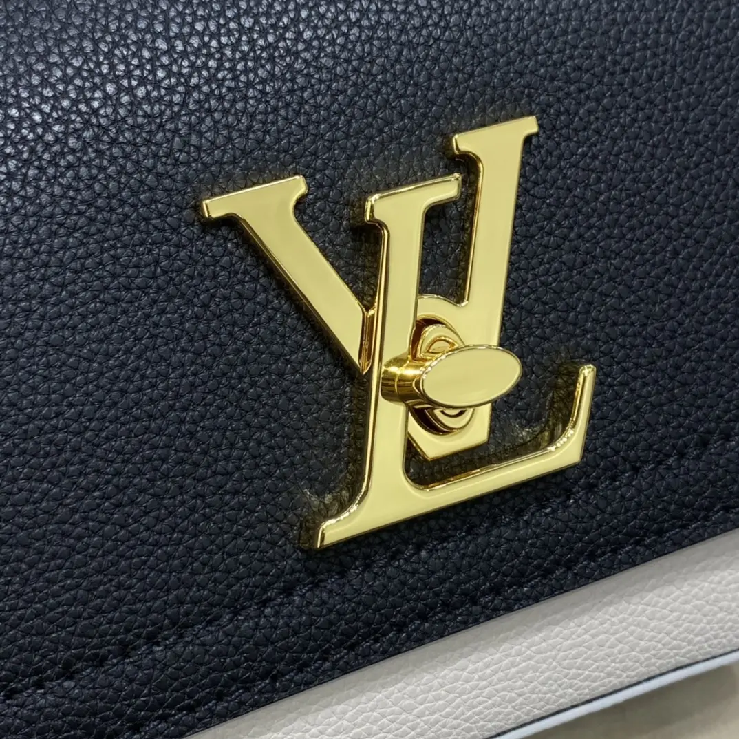 grained calf leather lockme tender m58557 5