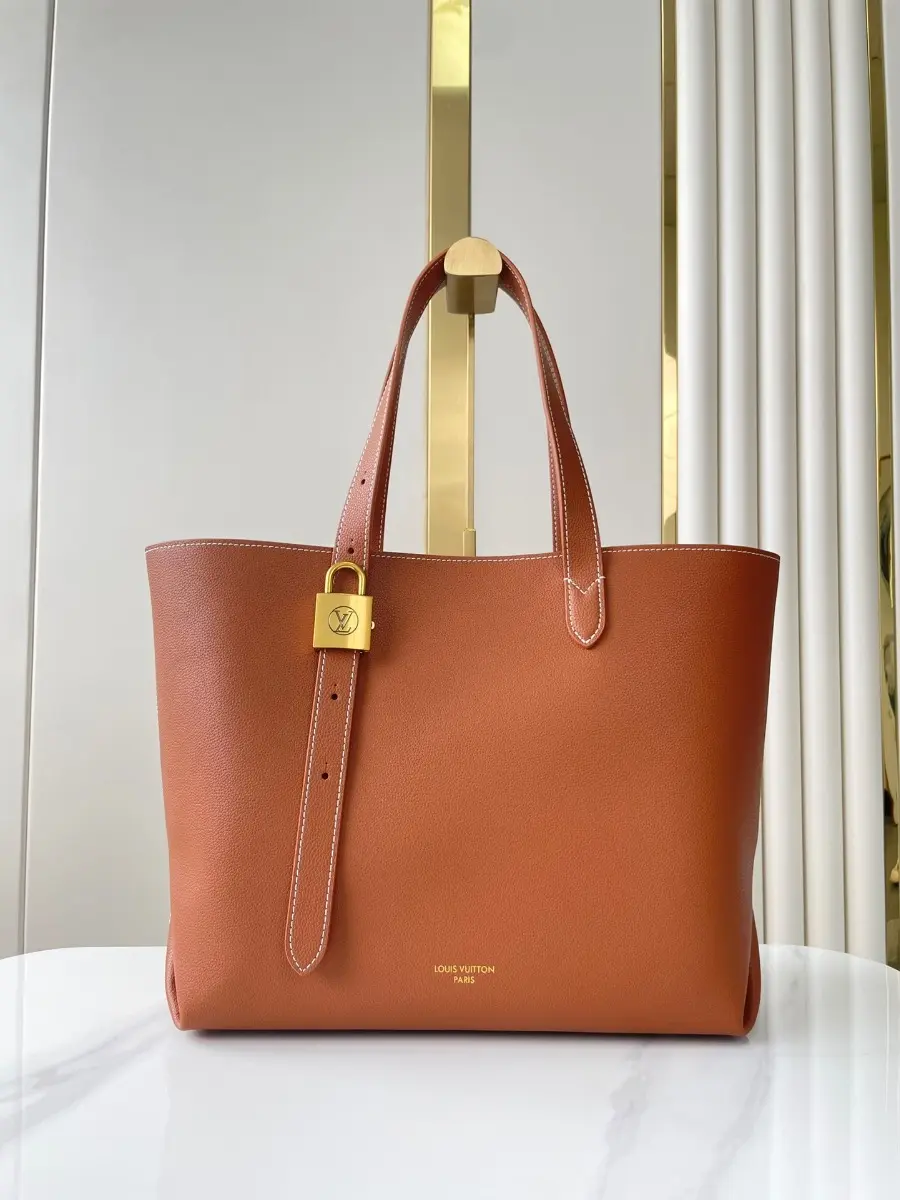 low key cabas mm bag m25342 7
