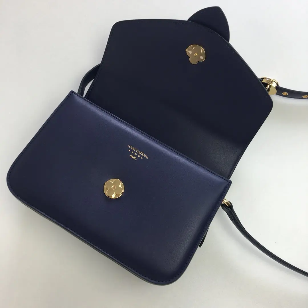 lv circle lv pont 9 blue m56454 6 lv circle lv pont 9 blue m56454 6