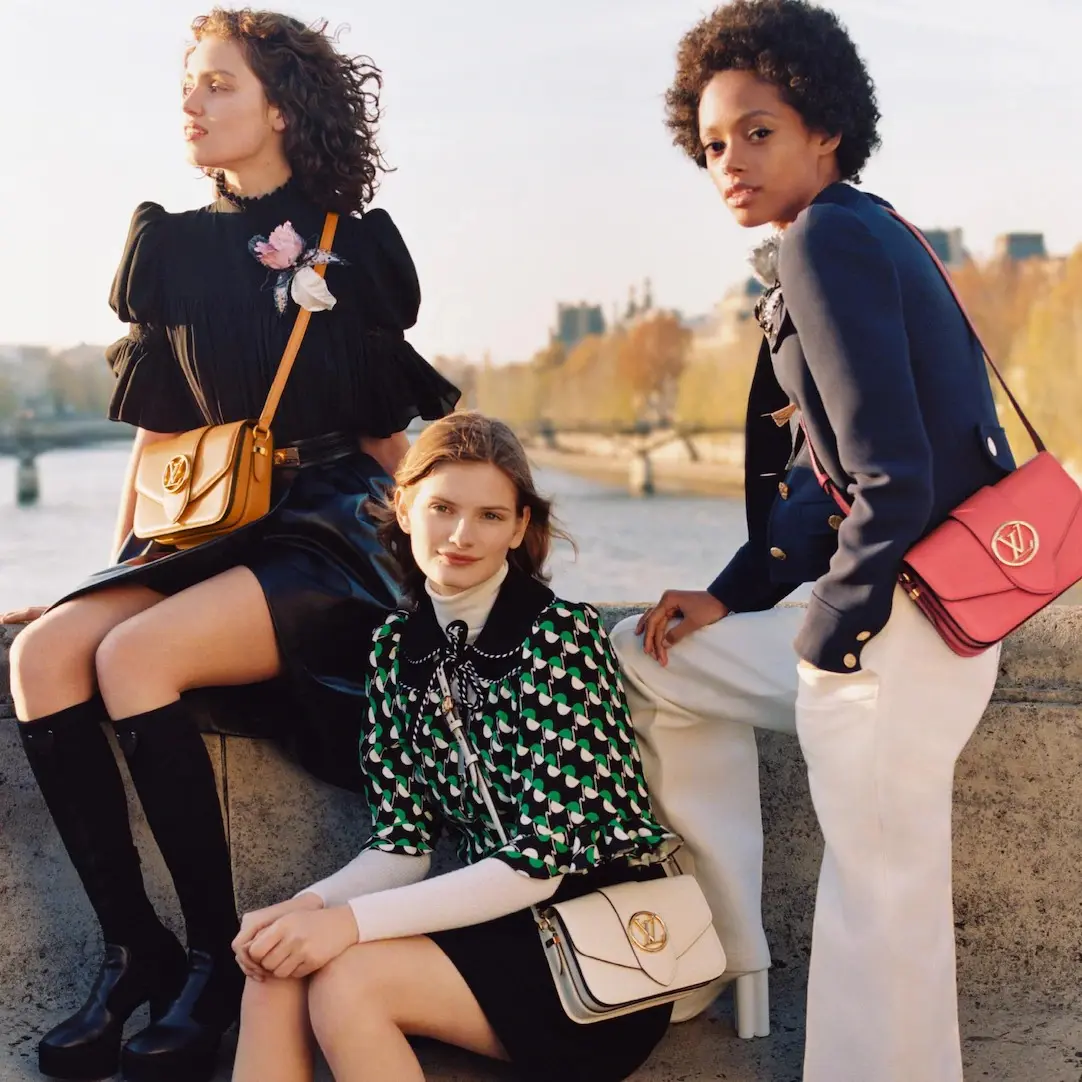 lv circle lv pont 9 dahlia pink m55949 3 lv circle lv pont 9 dahlia pink m55949 3