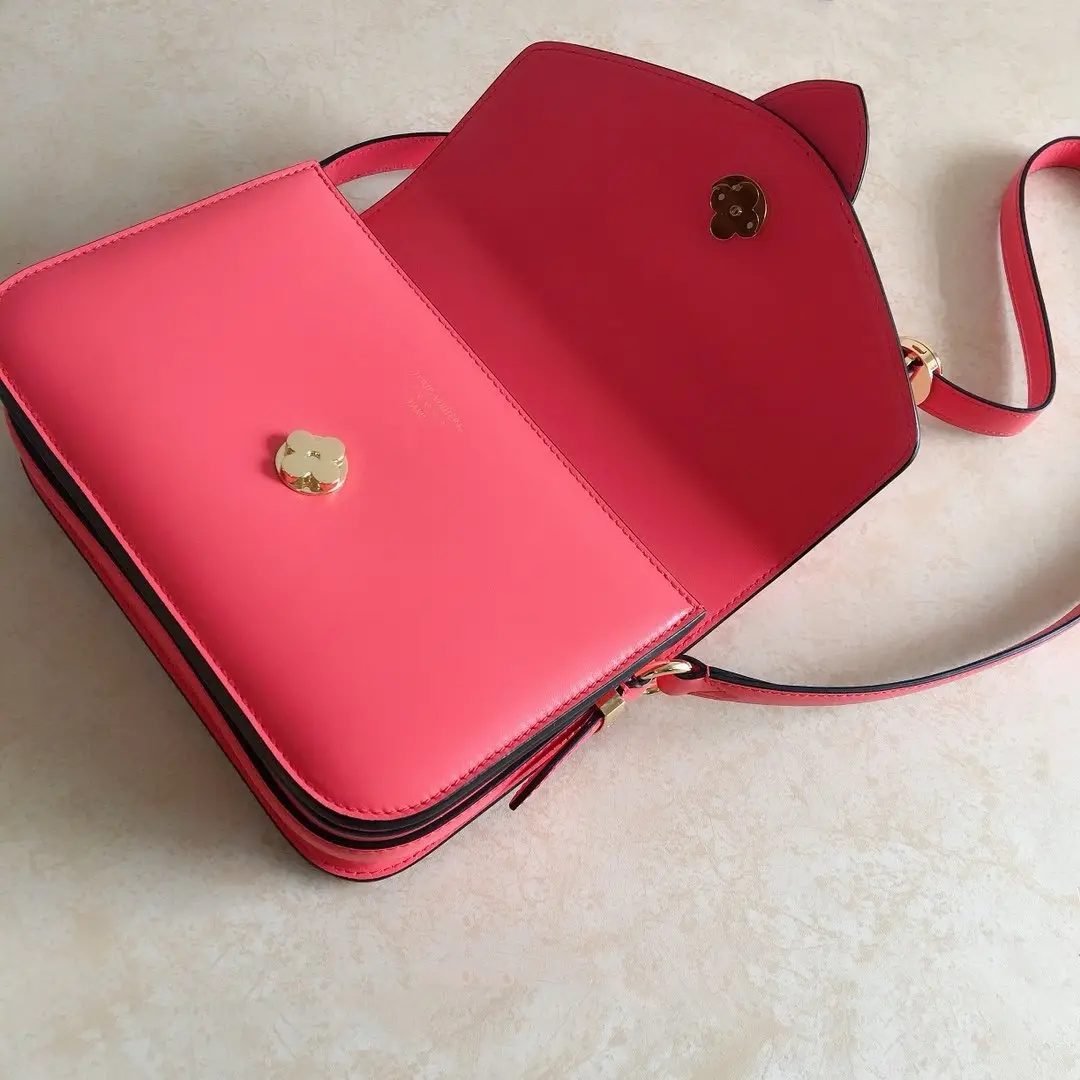 lv circle lv pont 9 dahlia pink m55949 6 lv circle lv pont 9 dahlia pink m55949 6