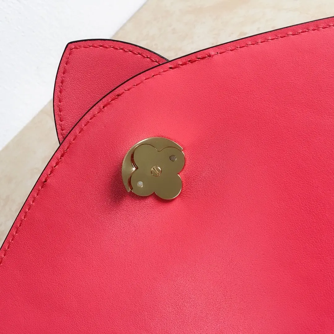 lv circle lv pont 9 dahlia pink m55949 8 lv circle lv pont 9 dahlia pink m55949 8